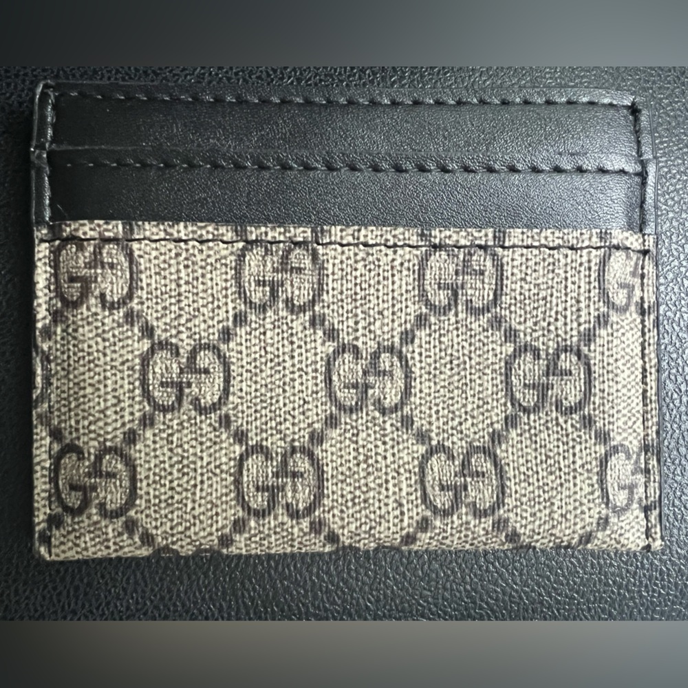 GG Card Holder - NWOT